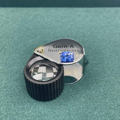 Blue sapphire Inclusion heated - BS1024