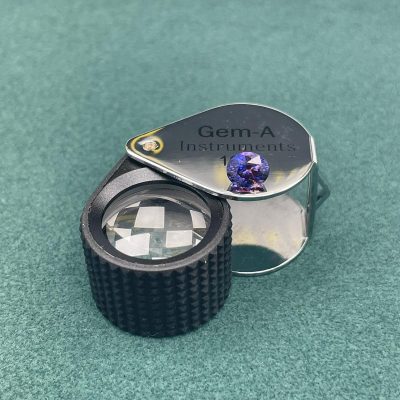 Violet Bi colour sapphire Eye clean heated - VS1002