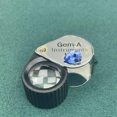 Blue sapphire Loupe clean Heated - BS1002