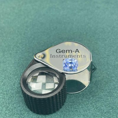 Blue sapphire Loupe clean Heated - BS1004
