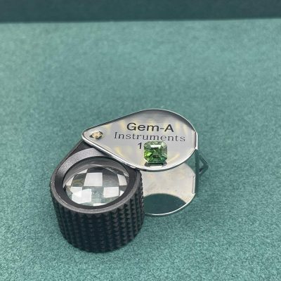 Green Sapphire Eye clean 100% Natural - GS1010