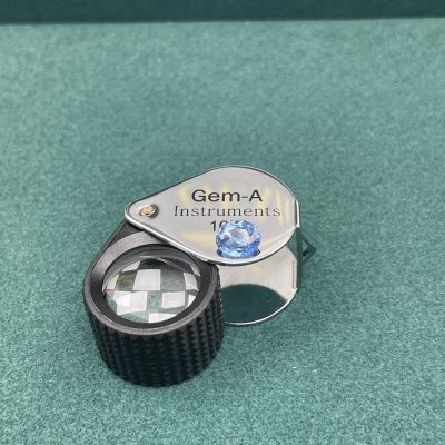 Blue sapphire Eye clean heated - BS1011