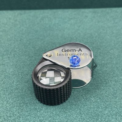 Blue sapphire Inclusion heated - BS1020