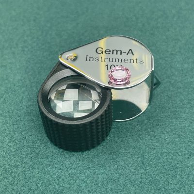 Pink sapphire Loupe clean - PS1005