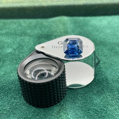 Blue Sapphire Loupe Clean heated - BS 1034