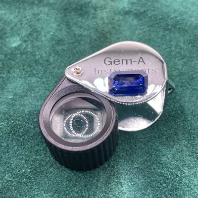 Blue Sapphire Loupe Clean heated - BS 1032